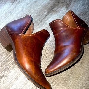 Steve Madden leather bootie